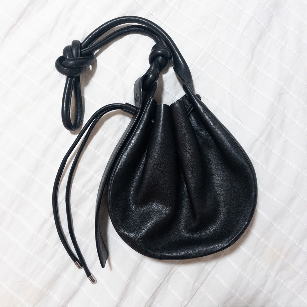 Black Behno Ina Crossbody - Picture 2 of 8
